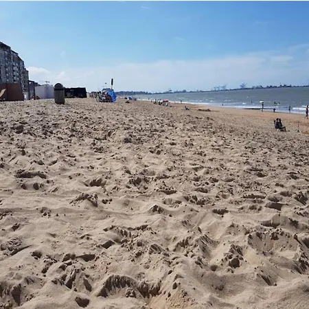 Apartman Near Rubensplein *